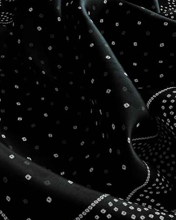 Close-up of the Bindu print